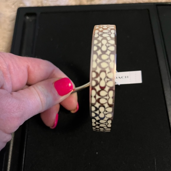 Coach Signature Bangle Rose Gold/Chalk - Picture 3 of 6